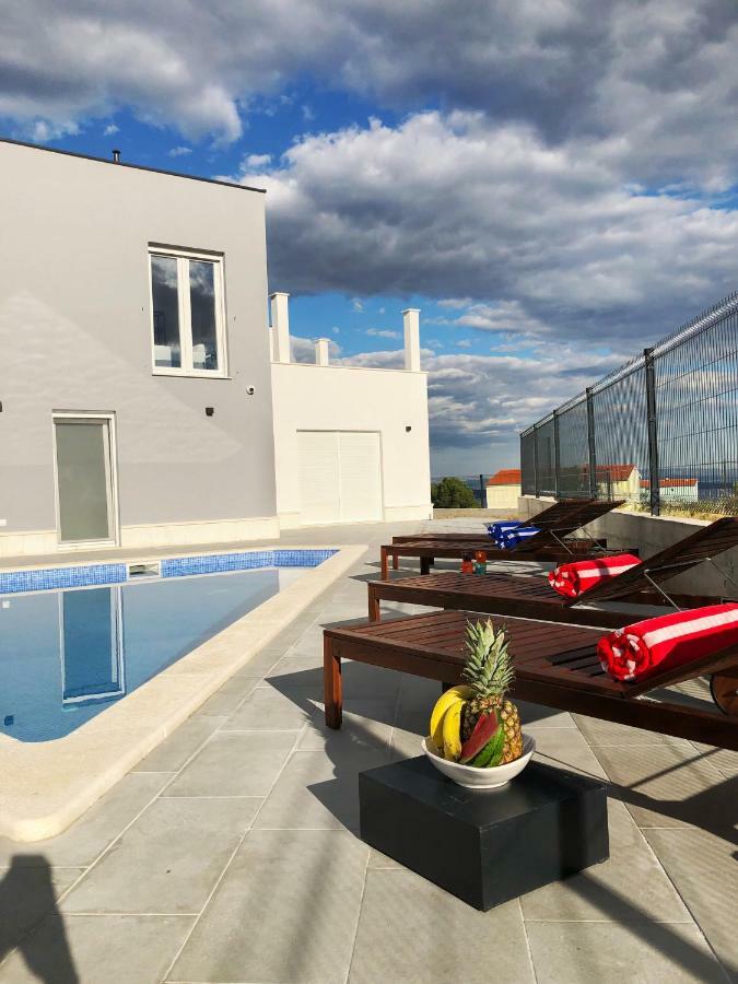 Villa Mila Kastela Kaštel Novi Exterior foto